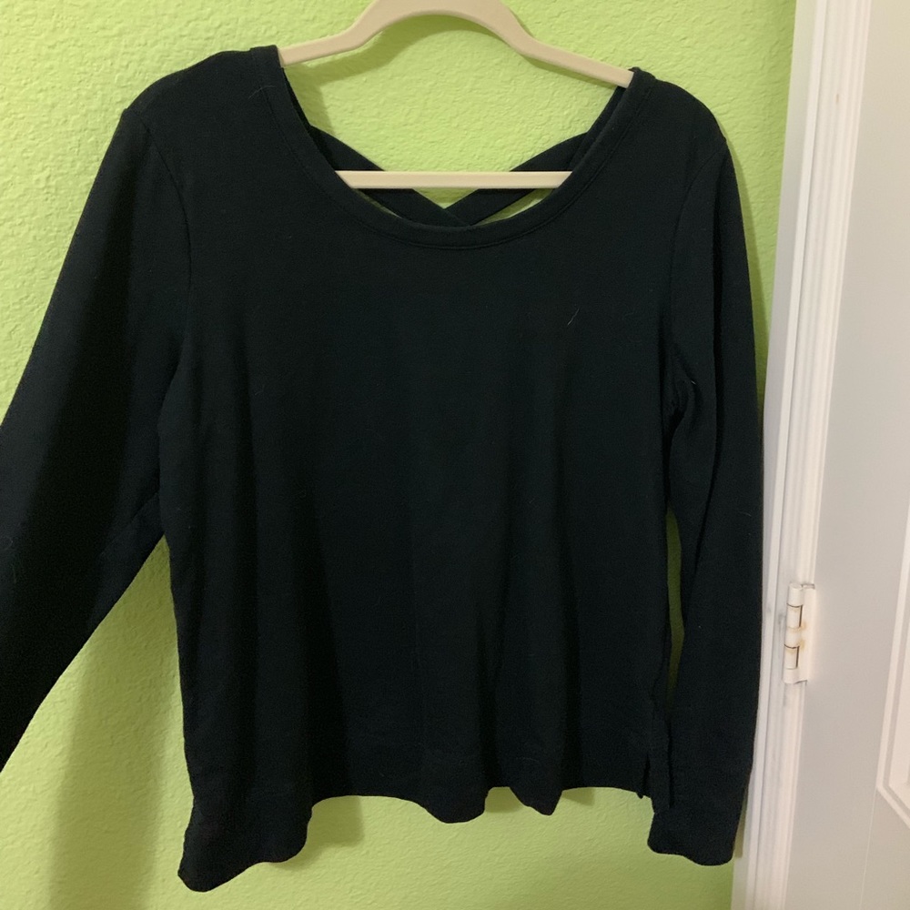 Black Athletic Long Sleeve Top